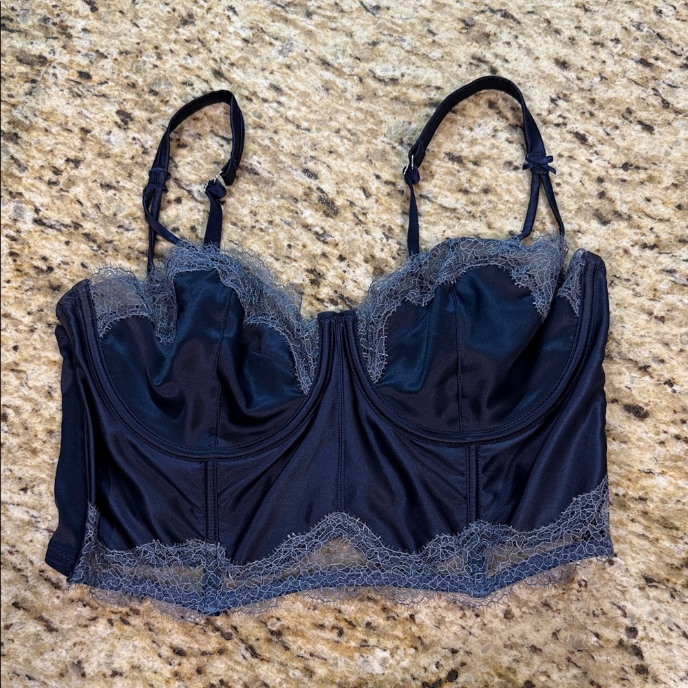 Victoria’s Secret Bream Angel Blue Lace Trim Underwire Balconette Bustier 38C